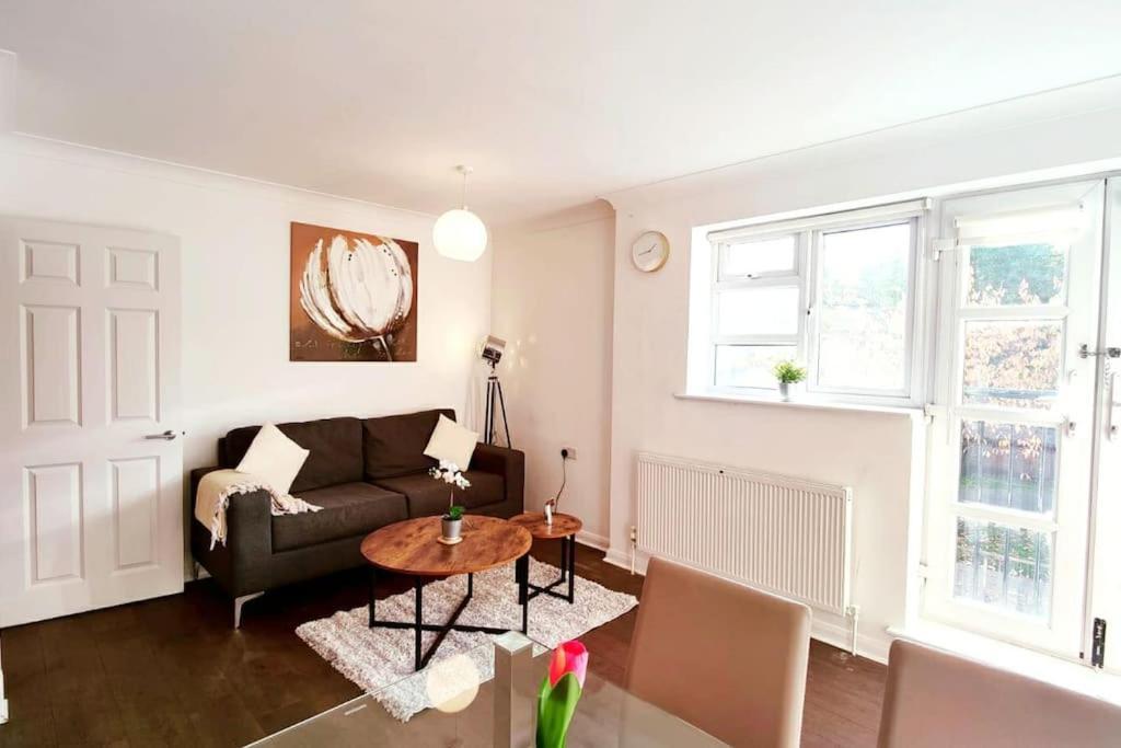 Appartamento Aldgate Flats In E1. Londra Esterno foto